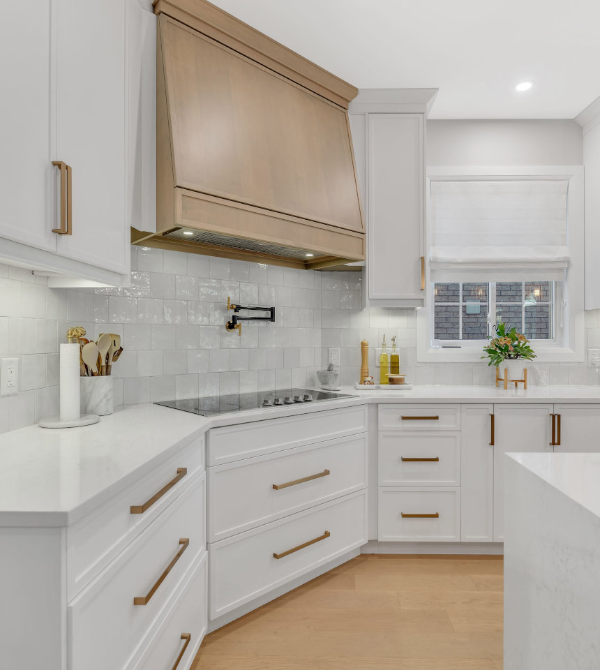 Sapphire Kitchens – Custom Kitchen Renovations – Featured Image Sapphire Kitchens - Custom Kitchen Renovations - Featured Image