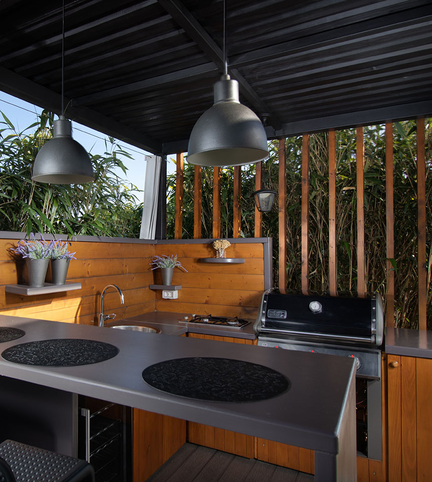 Sapphire Kitchens - Outdoor Kitchens